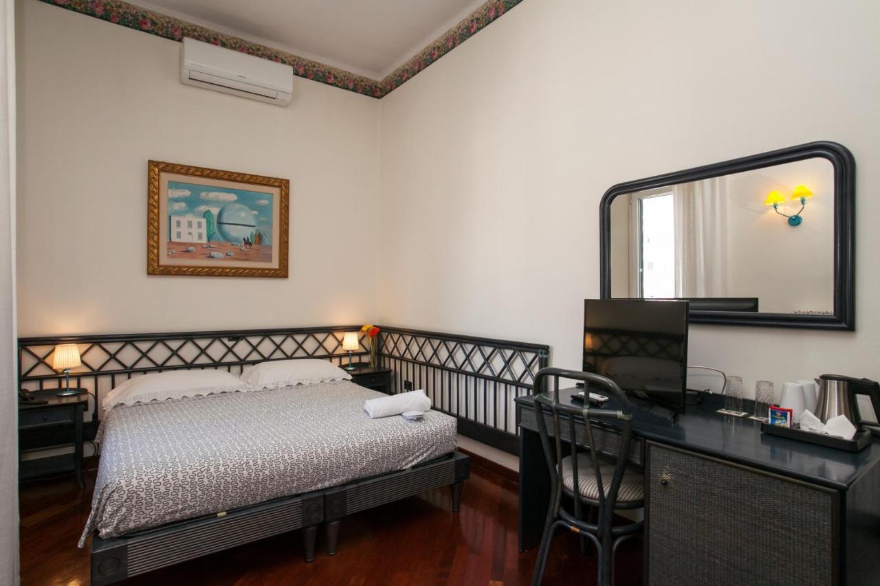 Zodiacus Residence Bari Bagian luar foto